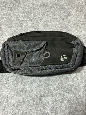 CHUMS Black Gray Waist Pack Fanny Pack Belt Bag Crossbody Outdoor Travel Nylon